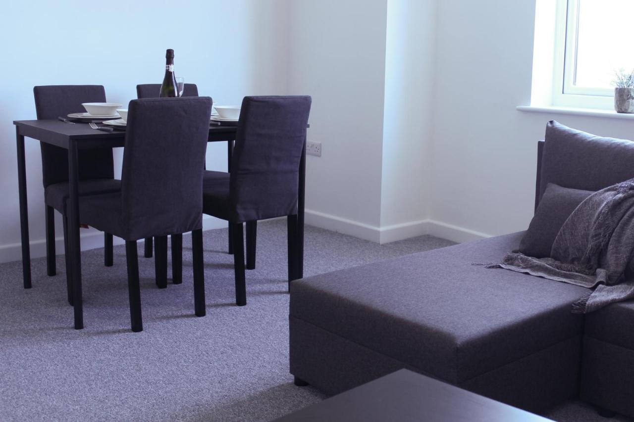 Stylish 1Br Apartment In The Heart Of 헤이우드 외부 사진